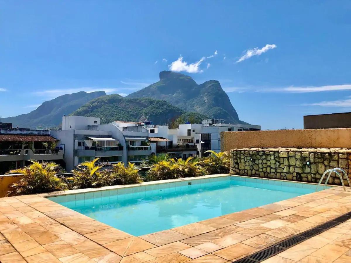 Cobertura 4 Suites Piscina 5 Minutos Andando Praia Rio de Janeiro